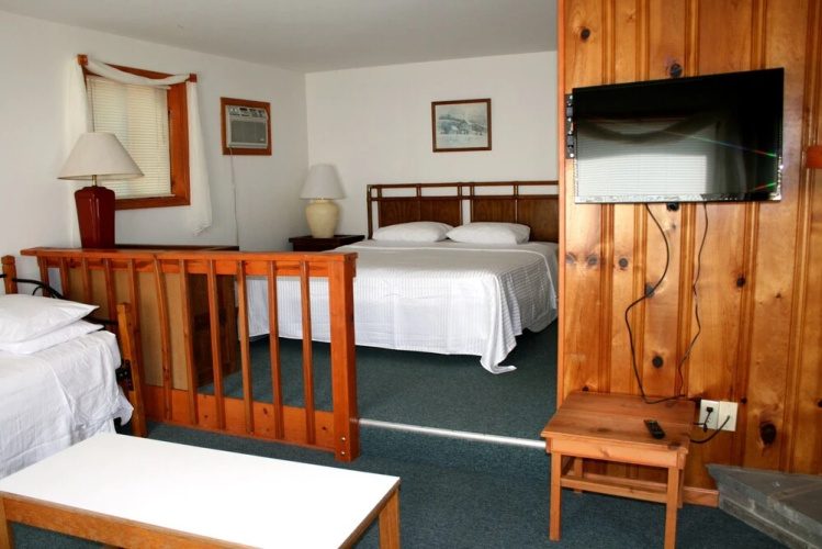 Chestnut Grove Resort