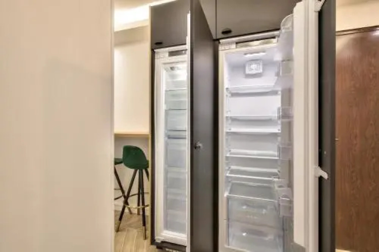 Chic and spacious apart with parking