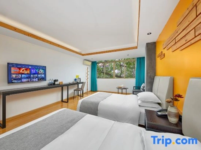 Premium Twin room