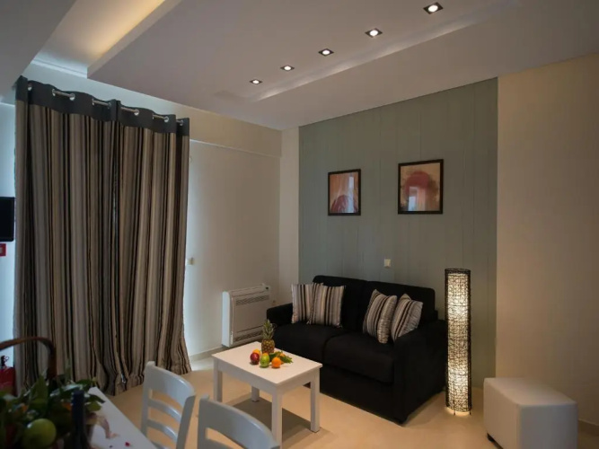 Mantinia Bay Hotel