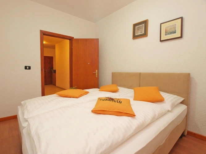 1 Bedroom Apartment with balcony