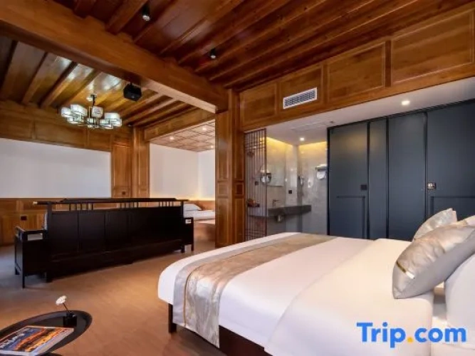 Suite with garden view