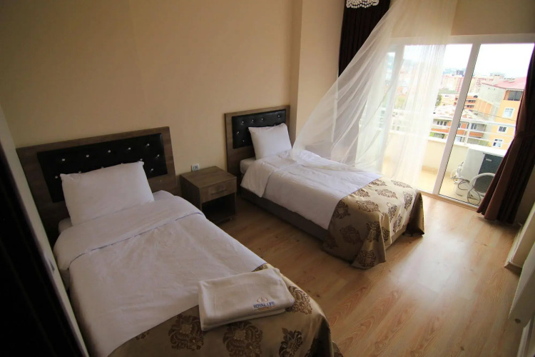 Royal Life Residence