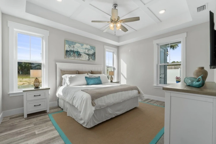 5 Bedrooms Cottage