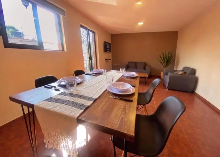 3 Bedrooms Apartment