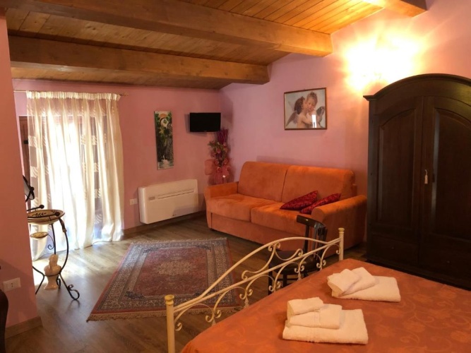 Deluxe Quadruple room