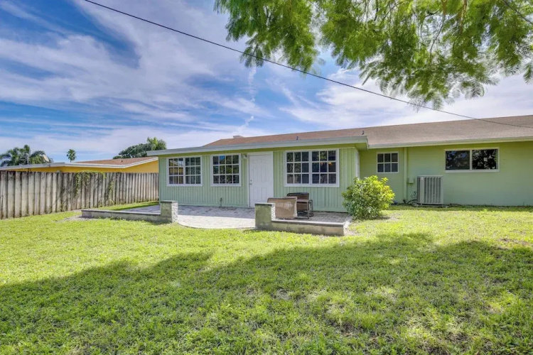 Spacious Boynton Beach Vacation Home: Pets Welcome