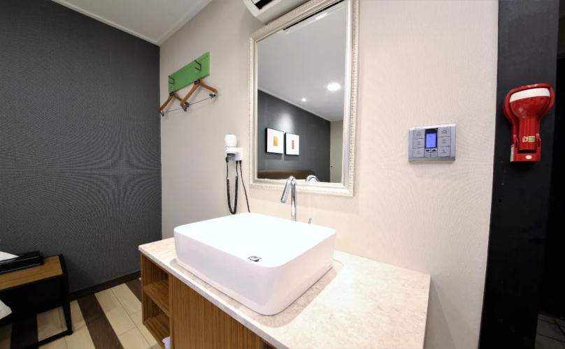 Star Hotel