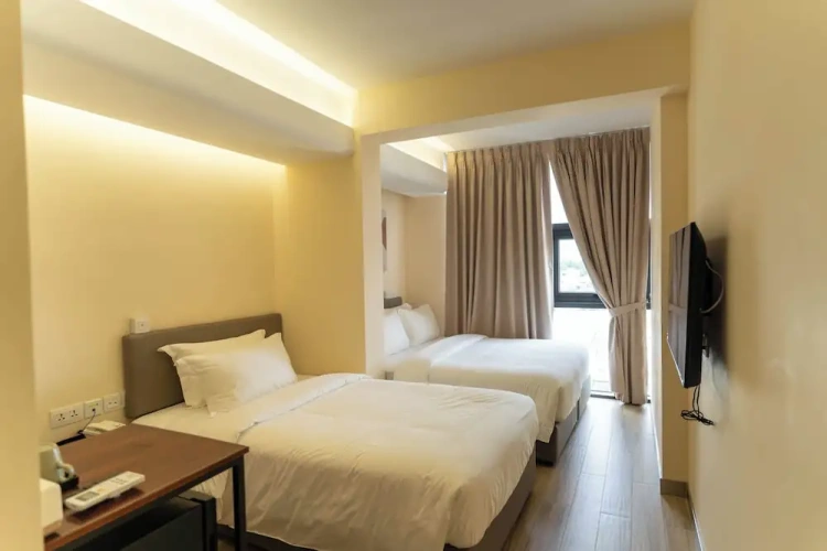 Standard Twin room