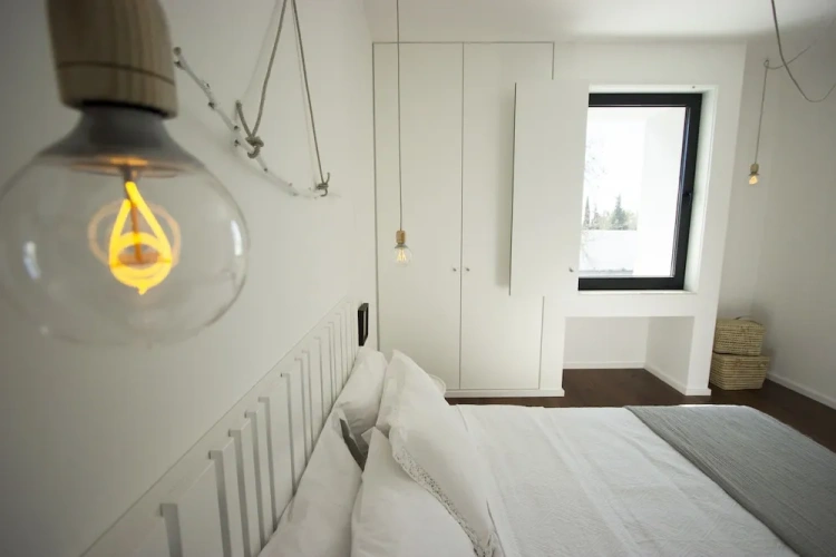 4 Bedrooms Villa