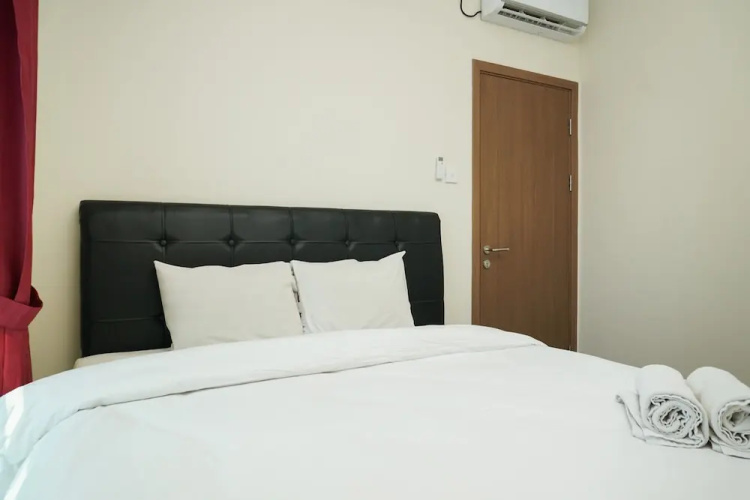 Comfortable 2br Puri Orchard Apartment