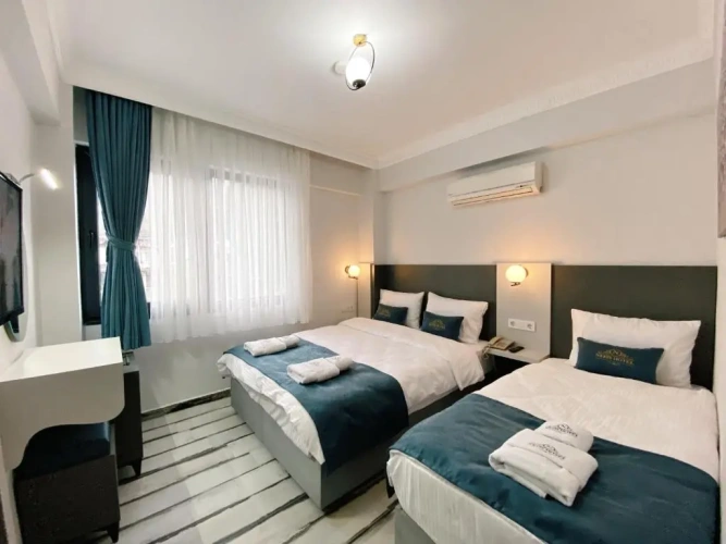 Standard Triple room