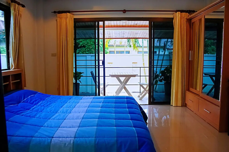 Thai Family Rawai Pool Villa