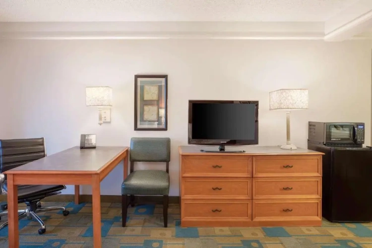 1 Bedroom Double Suite