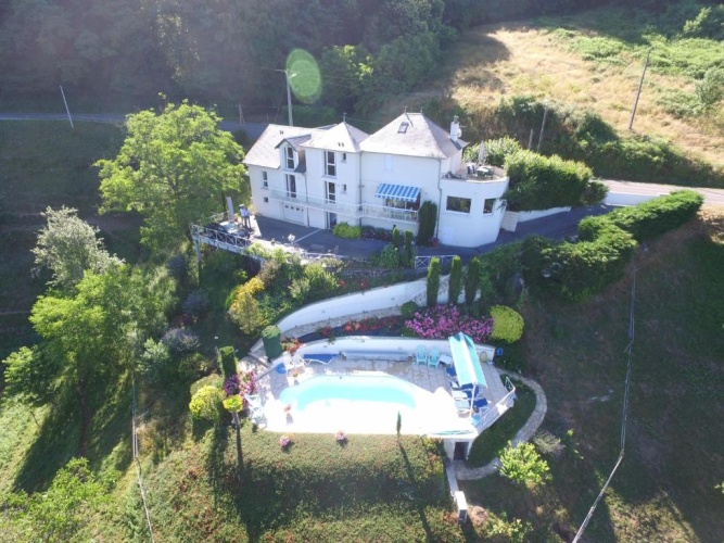 Standard Double room with pool view