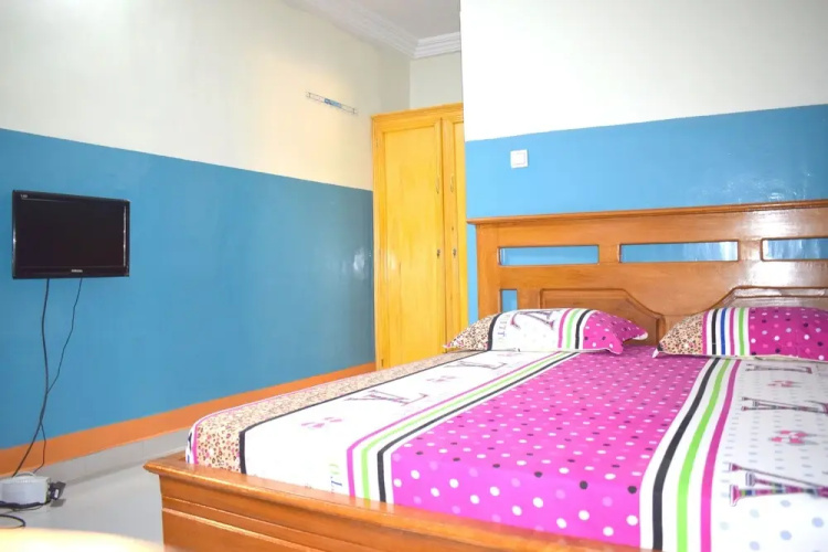 Bam Company Hotel