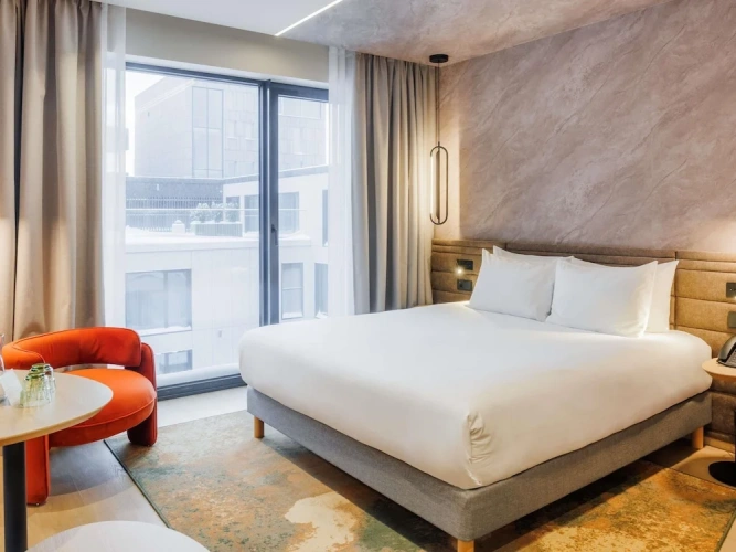 1 Bedroom Double Family Suite with city view