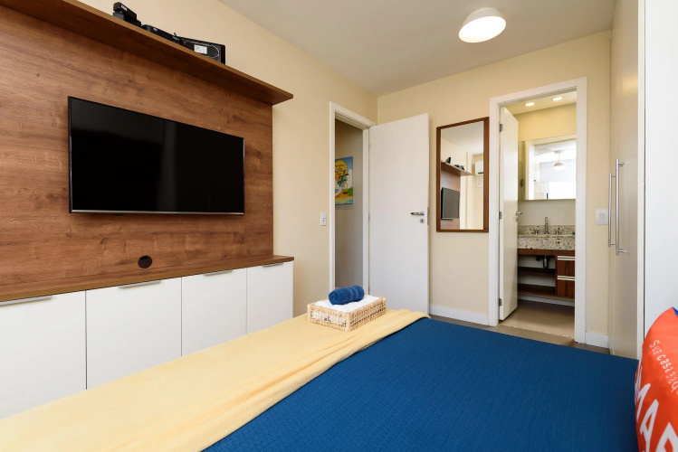 Apartamento C/ Piscina E Garagem | Fl 960/520