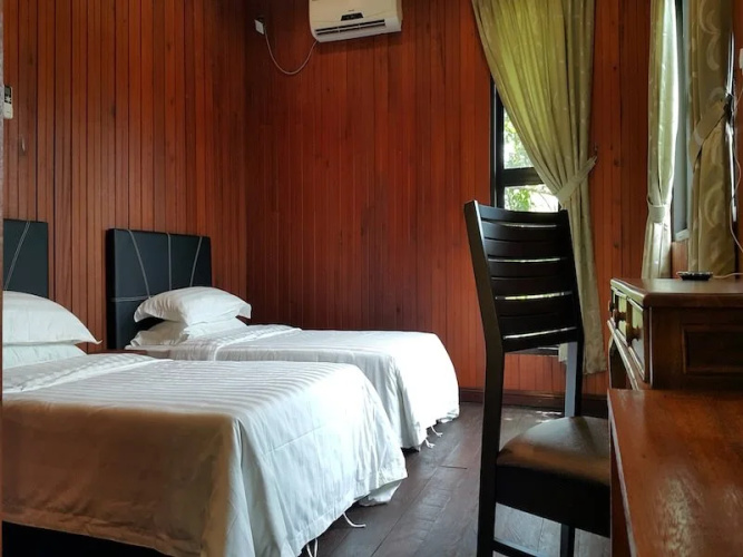Bukit Belanda Jungle Lodge