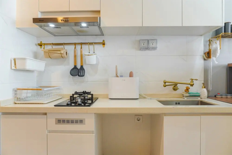Spacious And Nice 1Br With Extra Room At Sky House Bsd Apartment