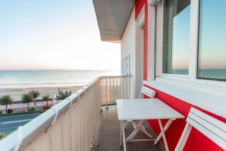 Standard Double room with balcony and with sea view