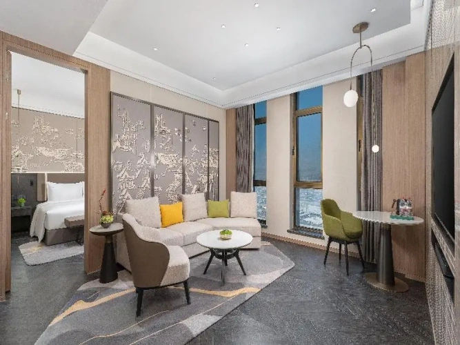 1 Bedroom Suite