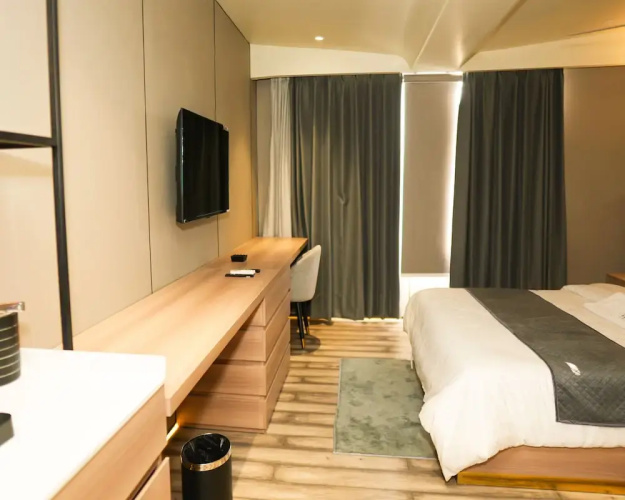 Hotel Aroma Inn