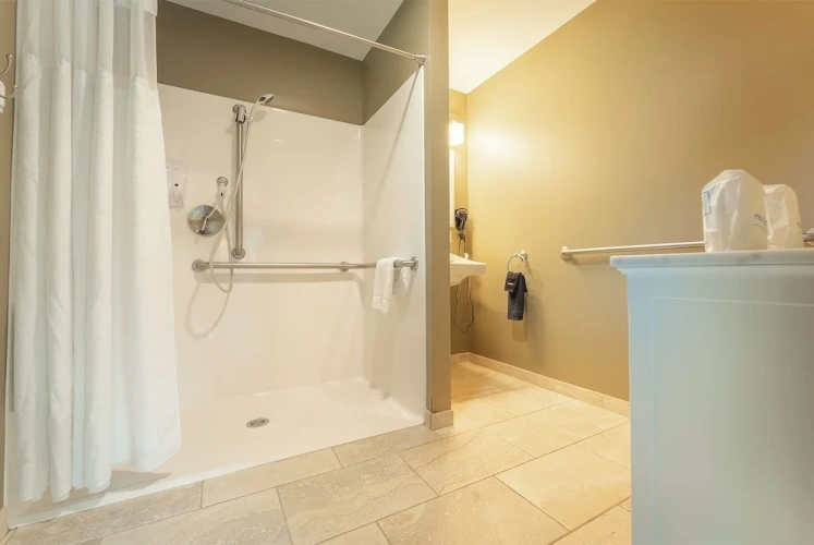 Deluxe Double Suite