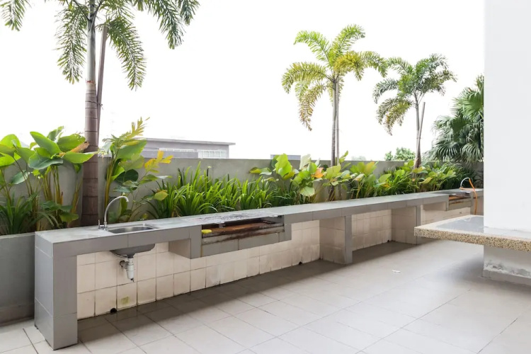 Boulevard Service Apartment KL by Airhost
