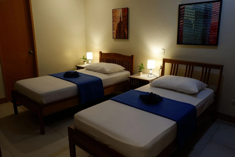 Island Breeze Hostel - Cebu Central