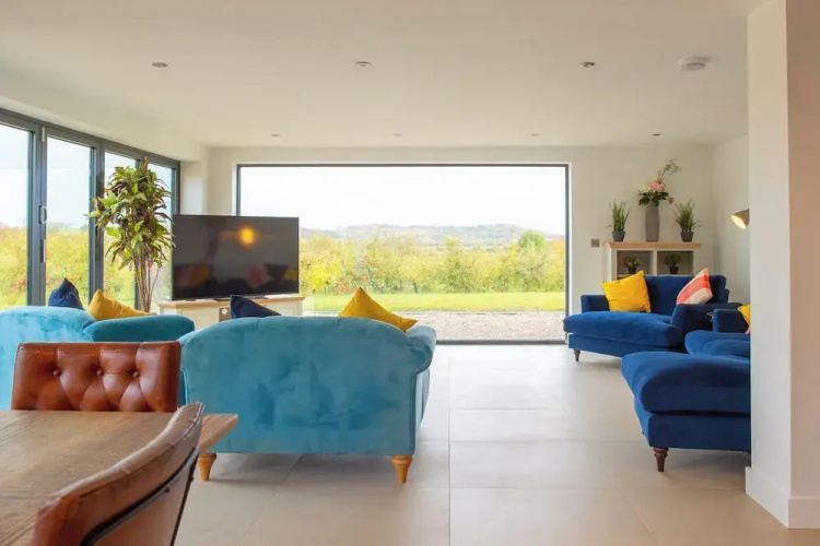 Beautiful Barn Conversion-Escape for 12