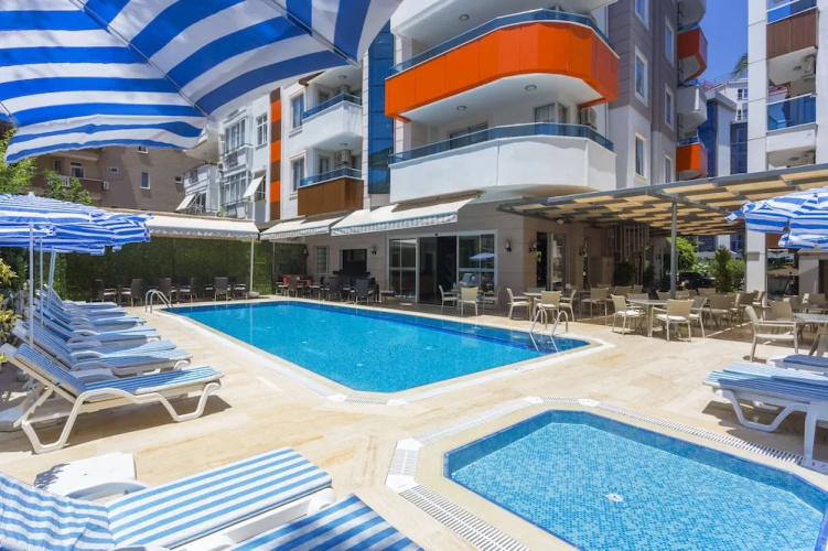 Volkan Hotel