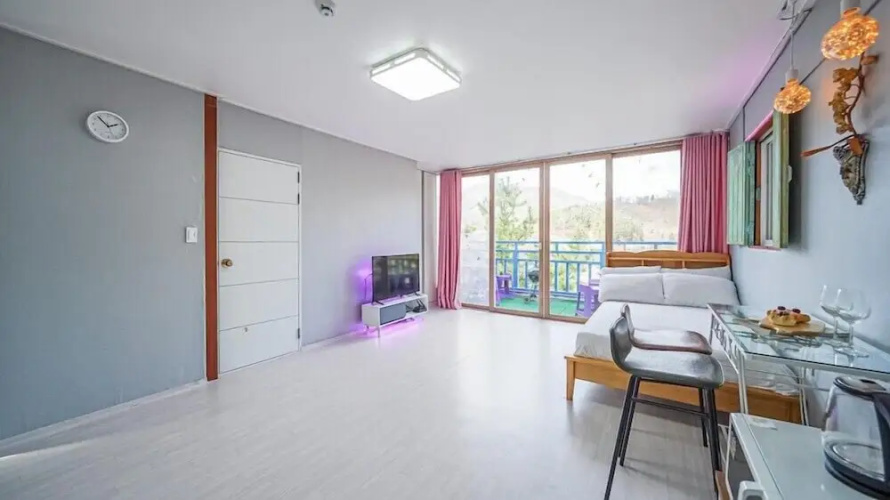 Sunny Hill Pension