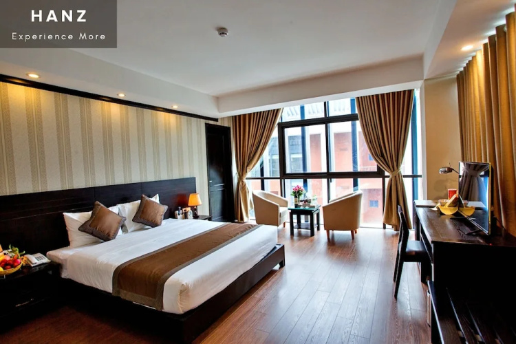 S79 Top Hotel