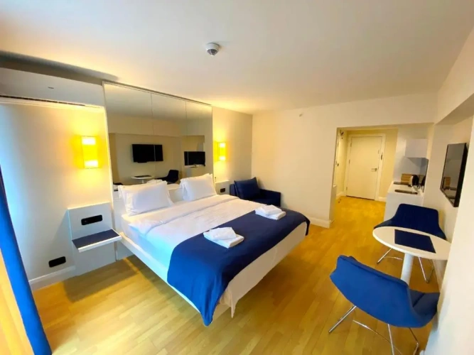 1 Bedroom Apartment