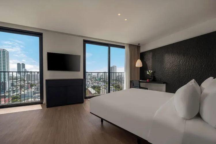 Caro Premium Danang Hotel