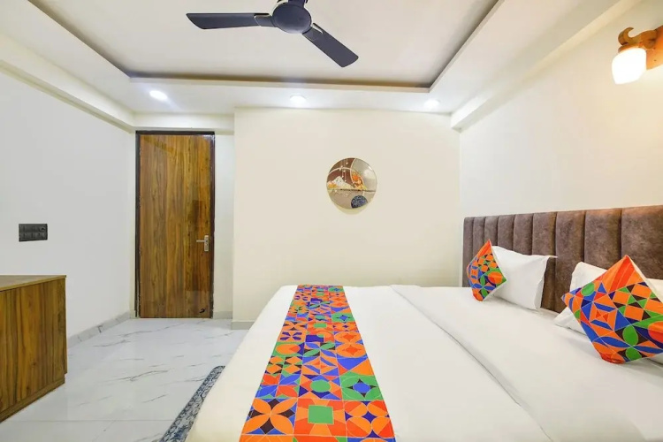 Fabhotel Kesari Stayz