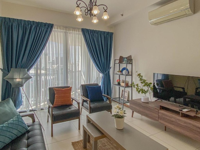 3 Bedrooms Apartment