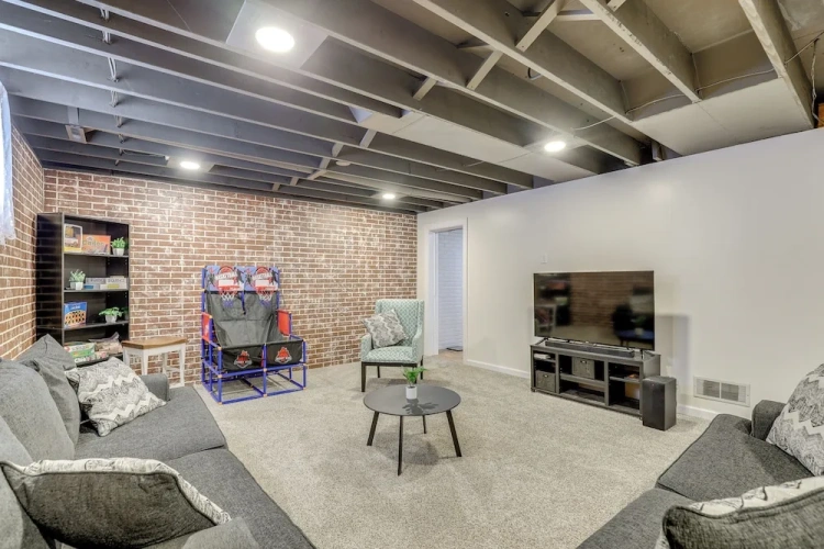 3 Bedrooms Cottage