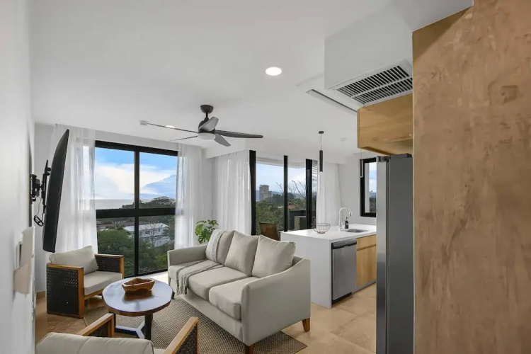 Heavenly View - 2 Bdrm Oceanview Apartment