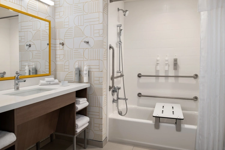 1 Bedroom Single Suite