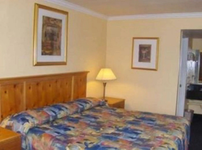 Sands Motel