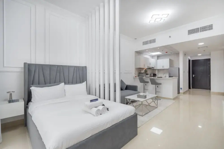 Incredible Studio in Jumeirah Village Circle