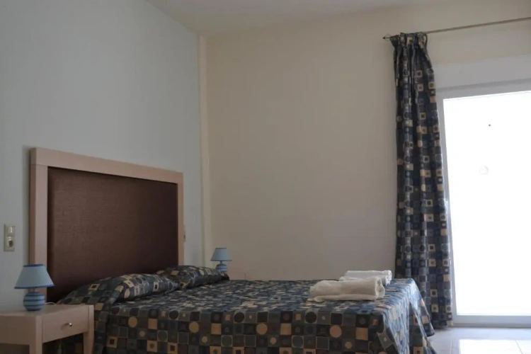 Superior Double room with partial sea view