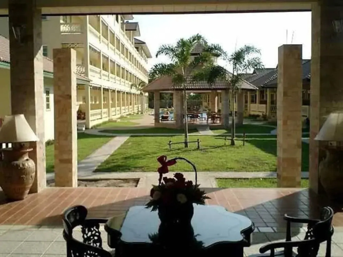 Le Palm Hotel