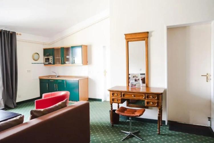 Twin Apartment