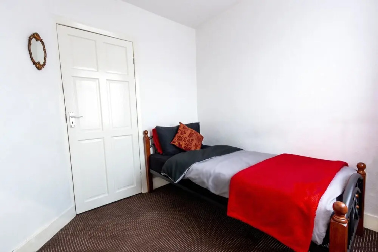 Barking Guest House