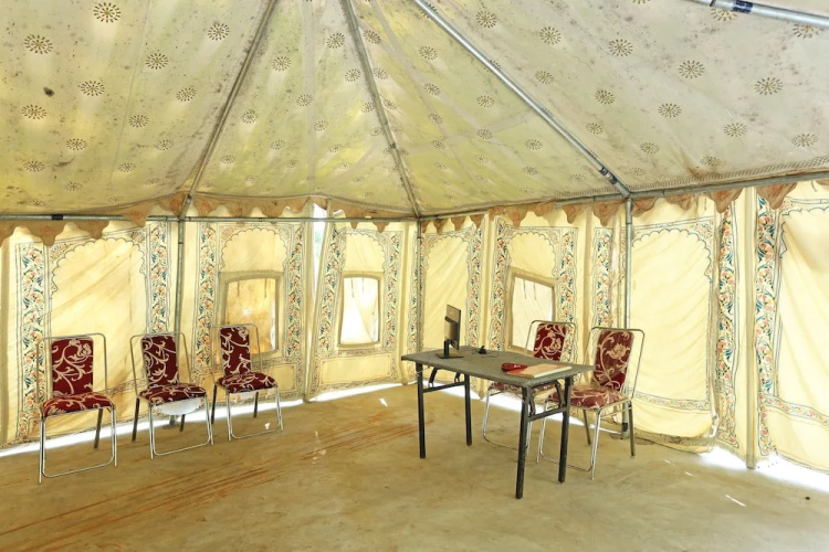 OYO 10981 Hotel Jungle Camp