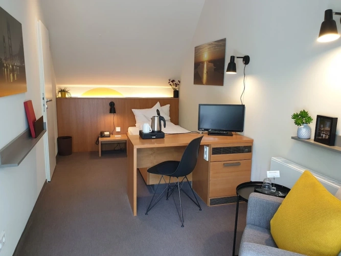 Standard Single room