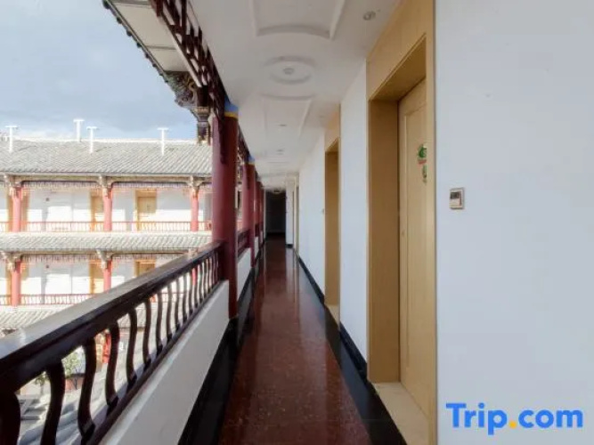 Vienna Hotel (Dali Ancient City)